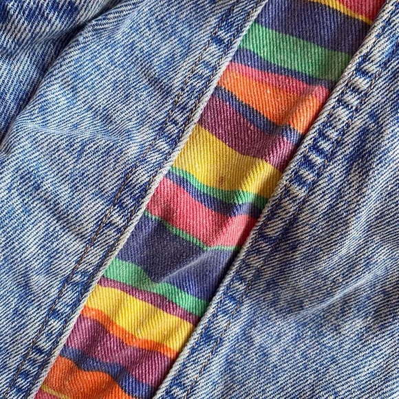 80s Super High Rise Jean Shorts with/ Rainbow Stripes (9) 🌈 - Picture 3 of 8